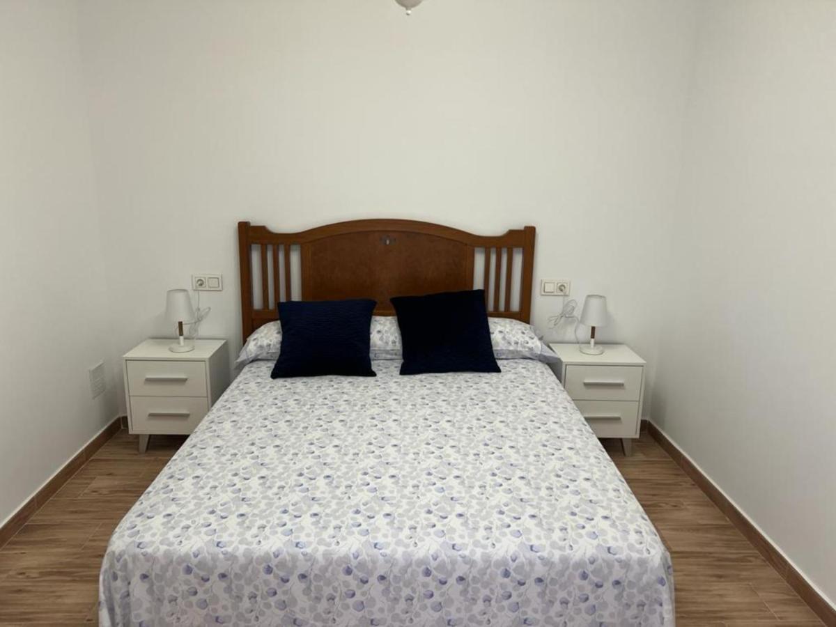 Agradable Casa Familiar En Pliego. Apartment Bagian luar foto
