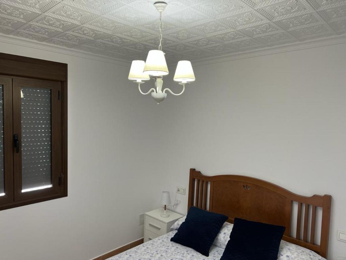 Agradable Casa Familiar En Pliego. Apartment Bagian luar foto